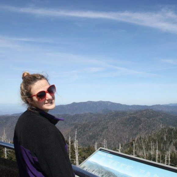 ... - Picture 1 of 1